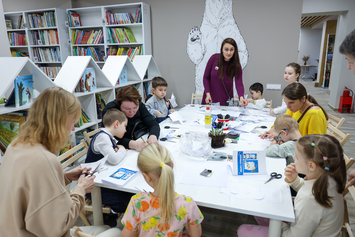 Урок гляциологии, выставка художников-полярников, вечер настольных игр – 26 апреля на Библионочи в Арктической библиотеке Урок гляциологии, выставка художников-полярников, вечер настольных игр – 26 апреля на Библионочи в Арктической библиотеке
