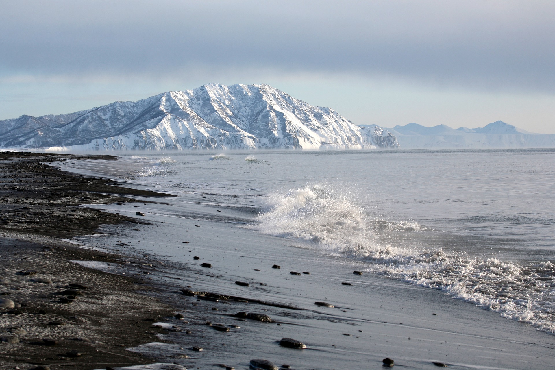 Арктика сегодня: полярный грузооборот, дорога в НАО и научная станция