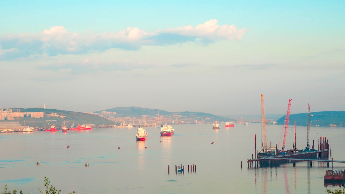 Спектакли, выставки и встречи с легендами: в Мурманской области подготовили программу событий с 17 марта по 1 апреля ко Дню работника культуры