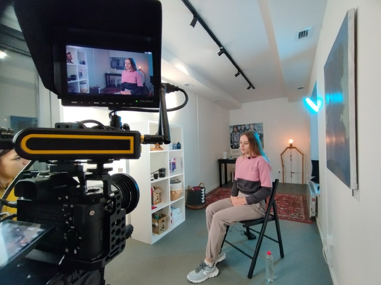 Документальный фильм о северном кинематографе сняли в мурманском «Контейнер-холле»