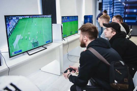 Киберспортсмены Мончегорска впервые посоревнуются в турнире FIFA 2023