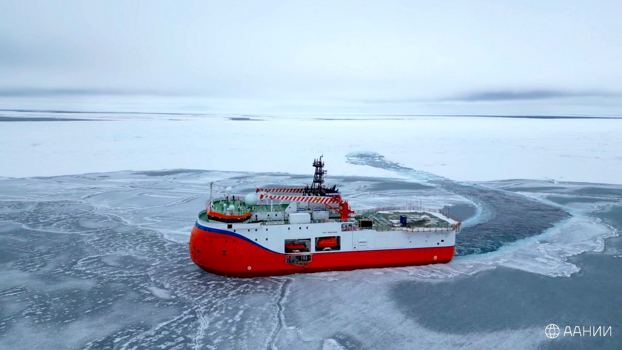 Дрейфующая станция «Северный плюс-41» завершила свою работу в высоких широтах Северного Ледовитого океана