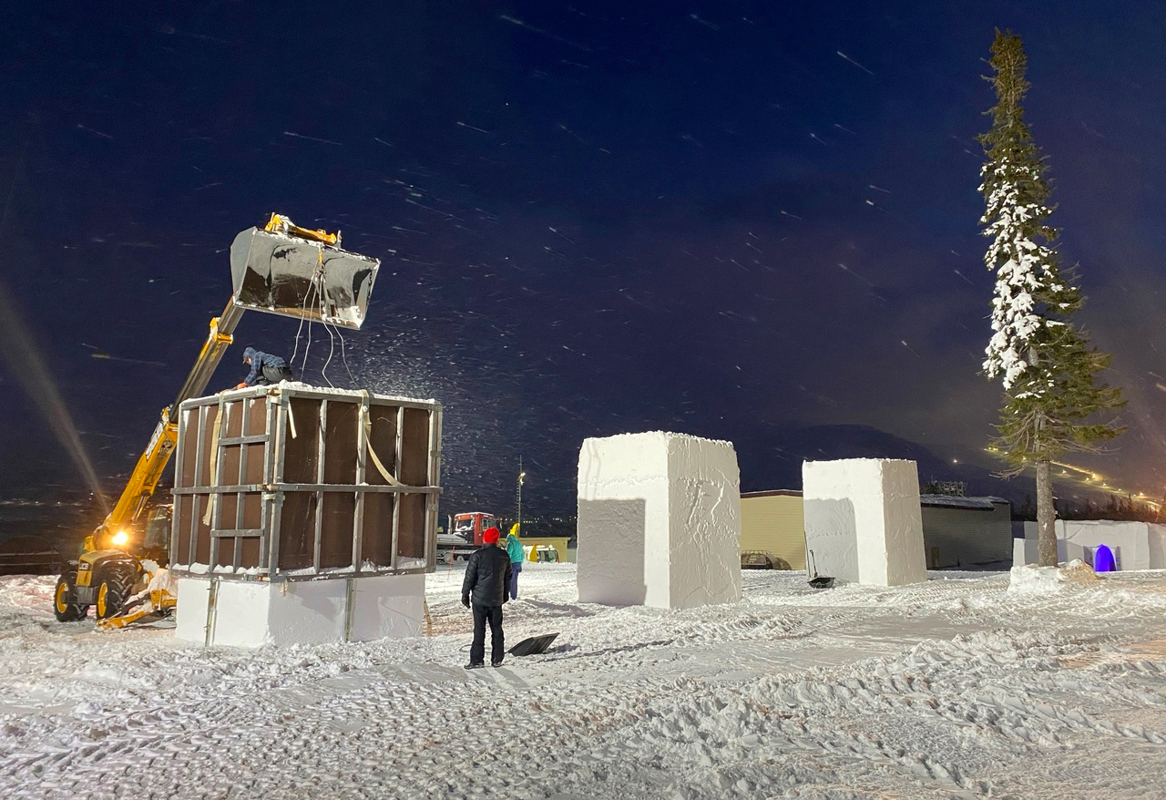 В Кировске Заполярья начался фестиваль снежно-ледовой скульптуры «Снеголед»: часть «Снег»