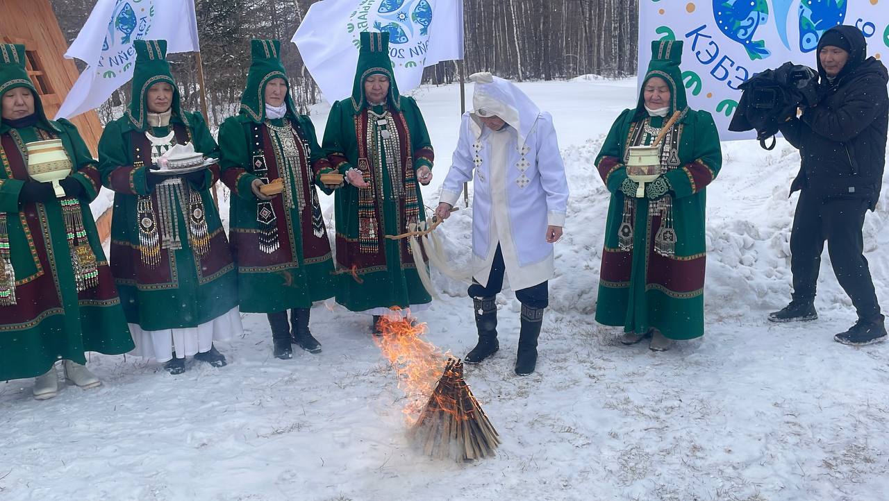 О культе огня у якутов