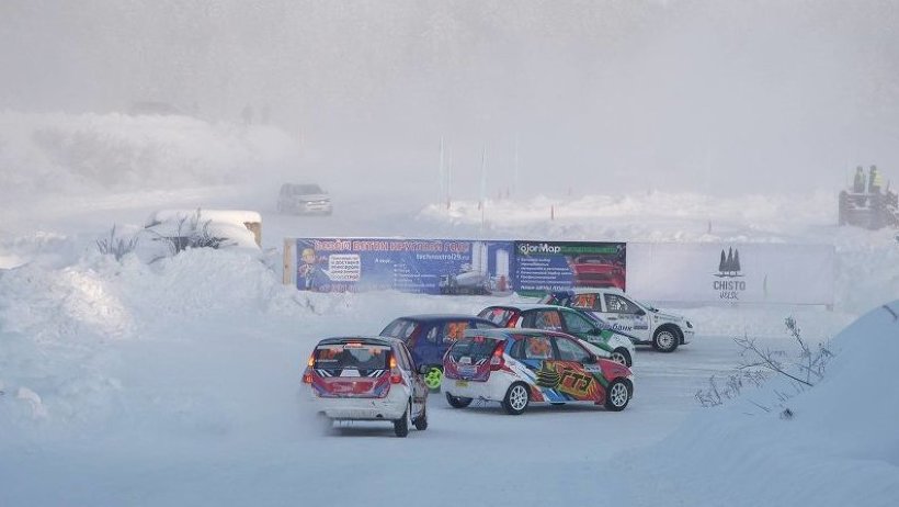 Спортсмены готовятся к соревнованиям на «Ледовой миле» в Архангельской области