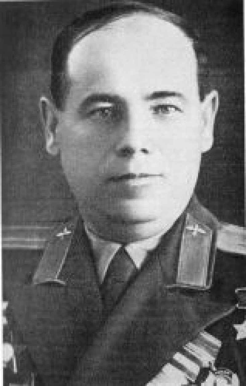 6 июня 1904 года родился лётчик Александр Западинский