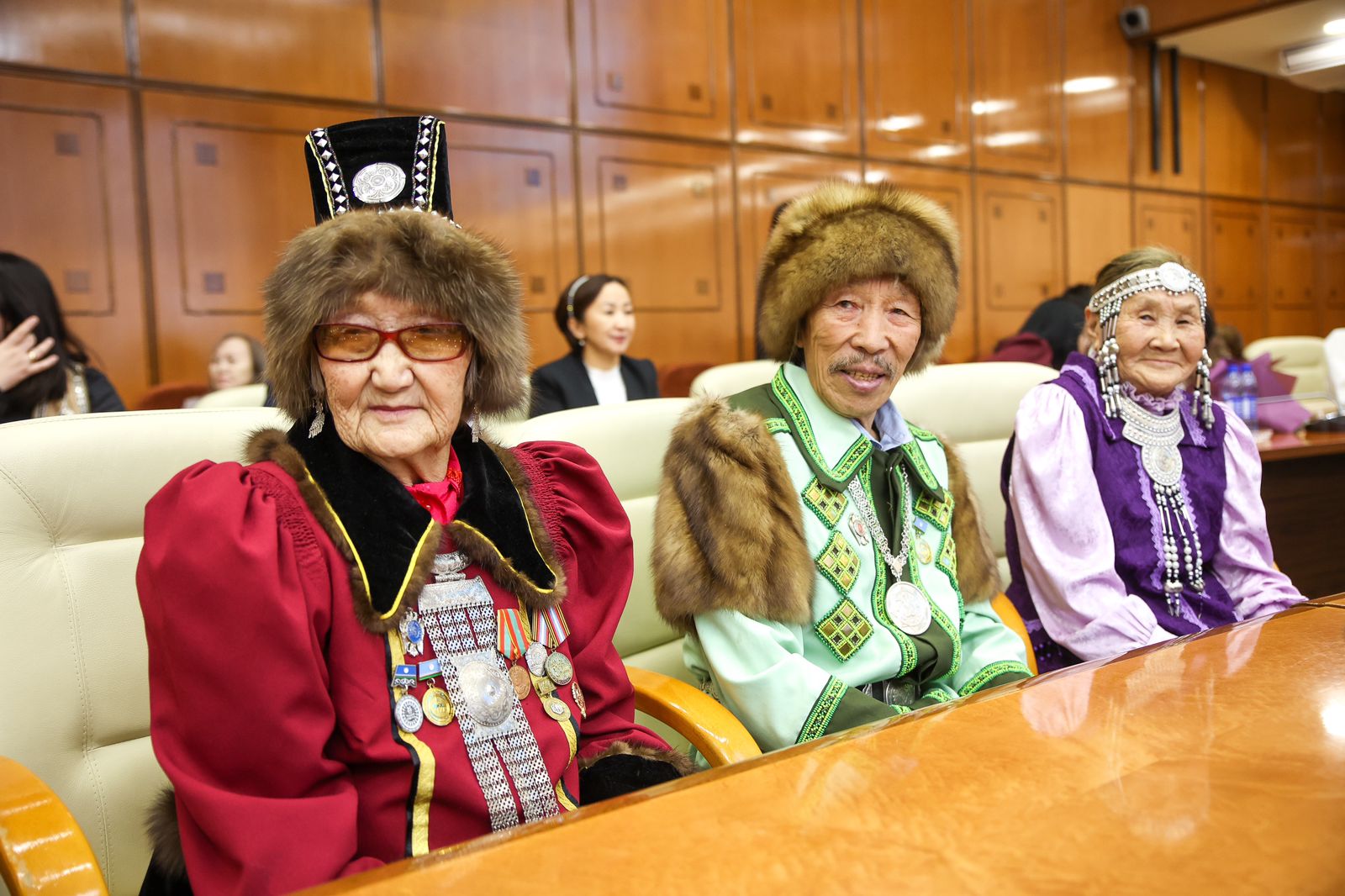 В Якутии хранителям традиций олонхо выделили стипендии