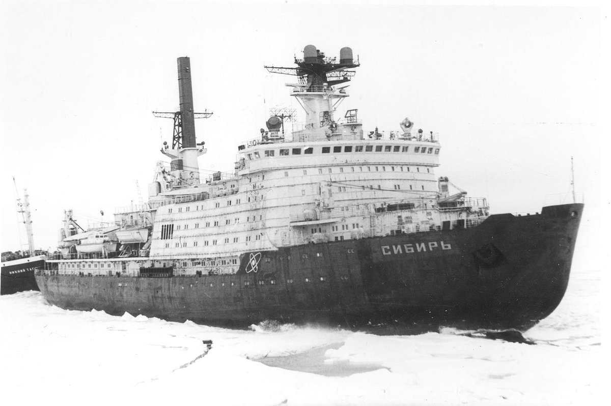 10 ноября 1932 года родился полярный капитан Зигфрид Вибах