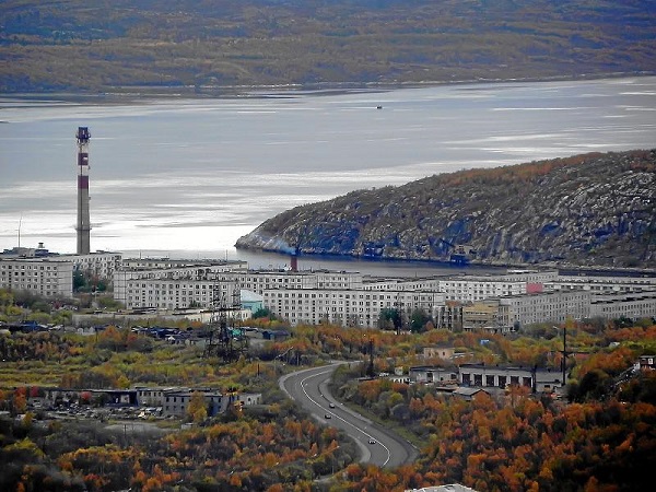 12 января 2015 года – Премьер-министр РФ подписал распоряжение о строительстве арктической базы обеспечения в Рослякове