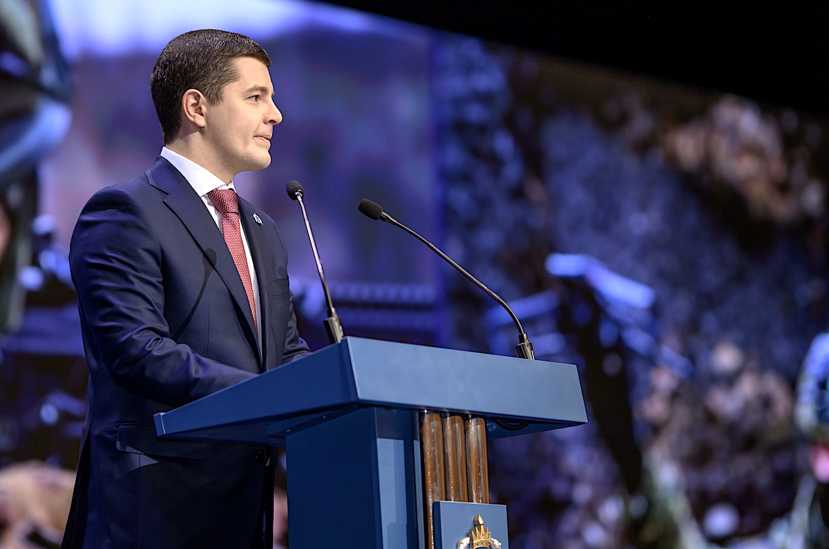Губернатор Ямала Дмитрий Артюхов выступил с ежегодным докладом, подведя итоги 2025 года и обозначив приоритеты на будущее