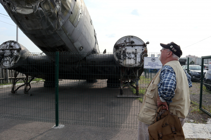 Американский авиамеханик приехал в Красноярск ради встречи с «Дугласом С-47»