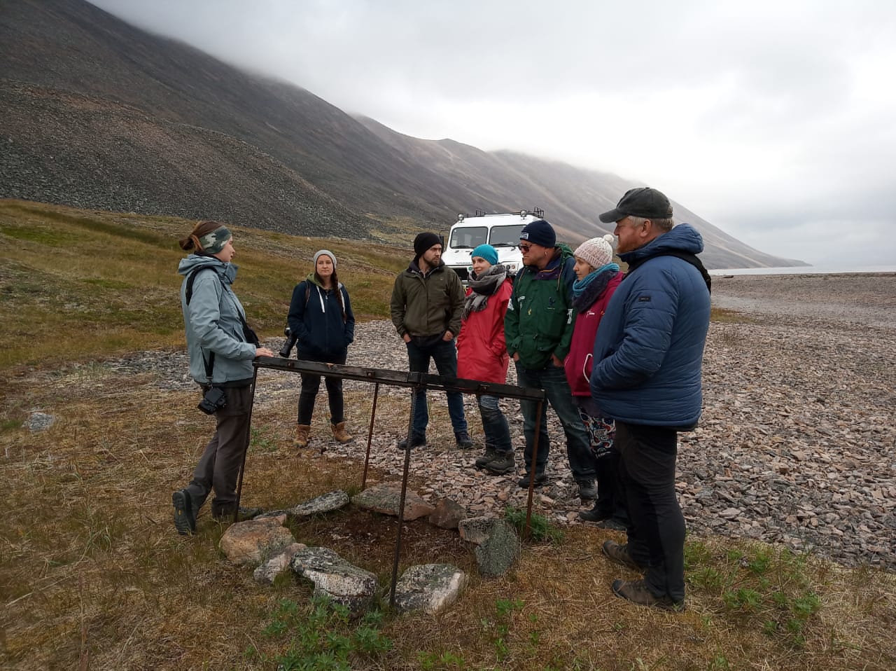 Мурманские художники украсят национальное эскимосское село Новое Чаплино