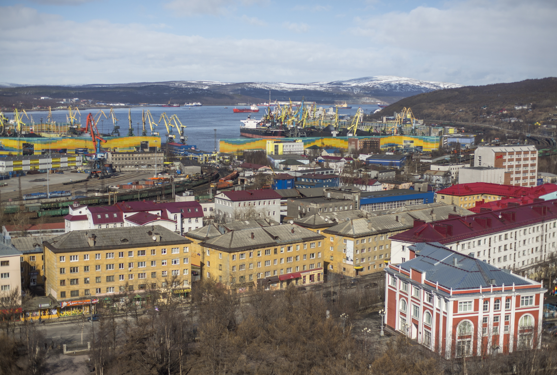 В течение 3 месяцев планируется снять ограничения по стоимости «квадрата»  жилья для получения «Арктической ипотеки» – GoArctic.ru – Портал о развитии  Арктики