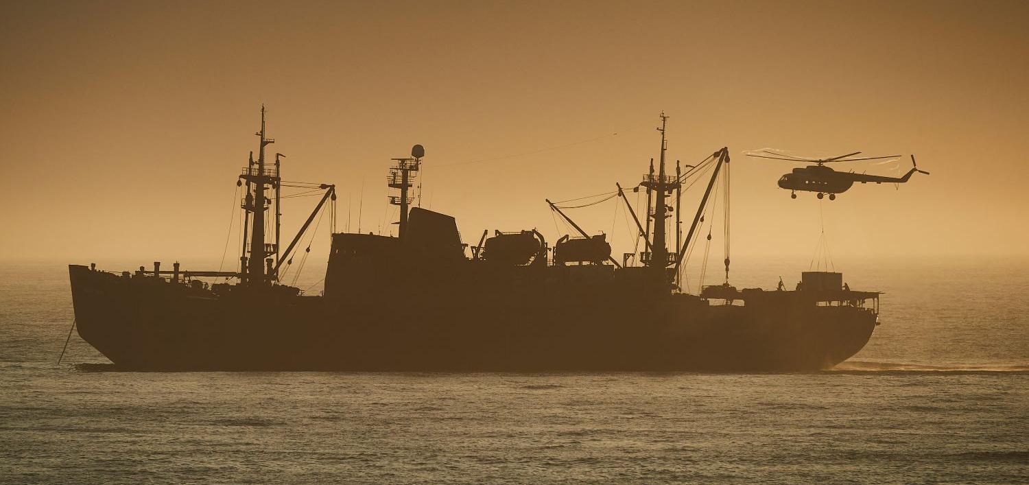 В Полярной гостиной Музея Арктики и Антарктики в Санкт-Петербурге состоялась презентация проекта «Полвека во льдах», посвящённого истории НЭС «Михаил Сомов»
