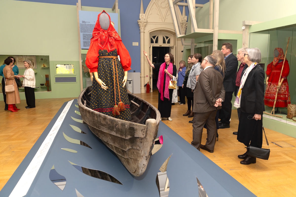 Выставка «Свобода и глушь: от Кенозерья до Поморья» открылась в Москве, представив 850 предметов из более чем 40 коллекций