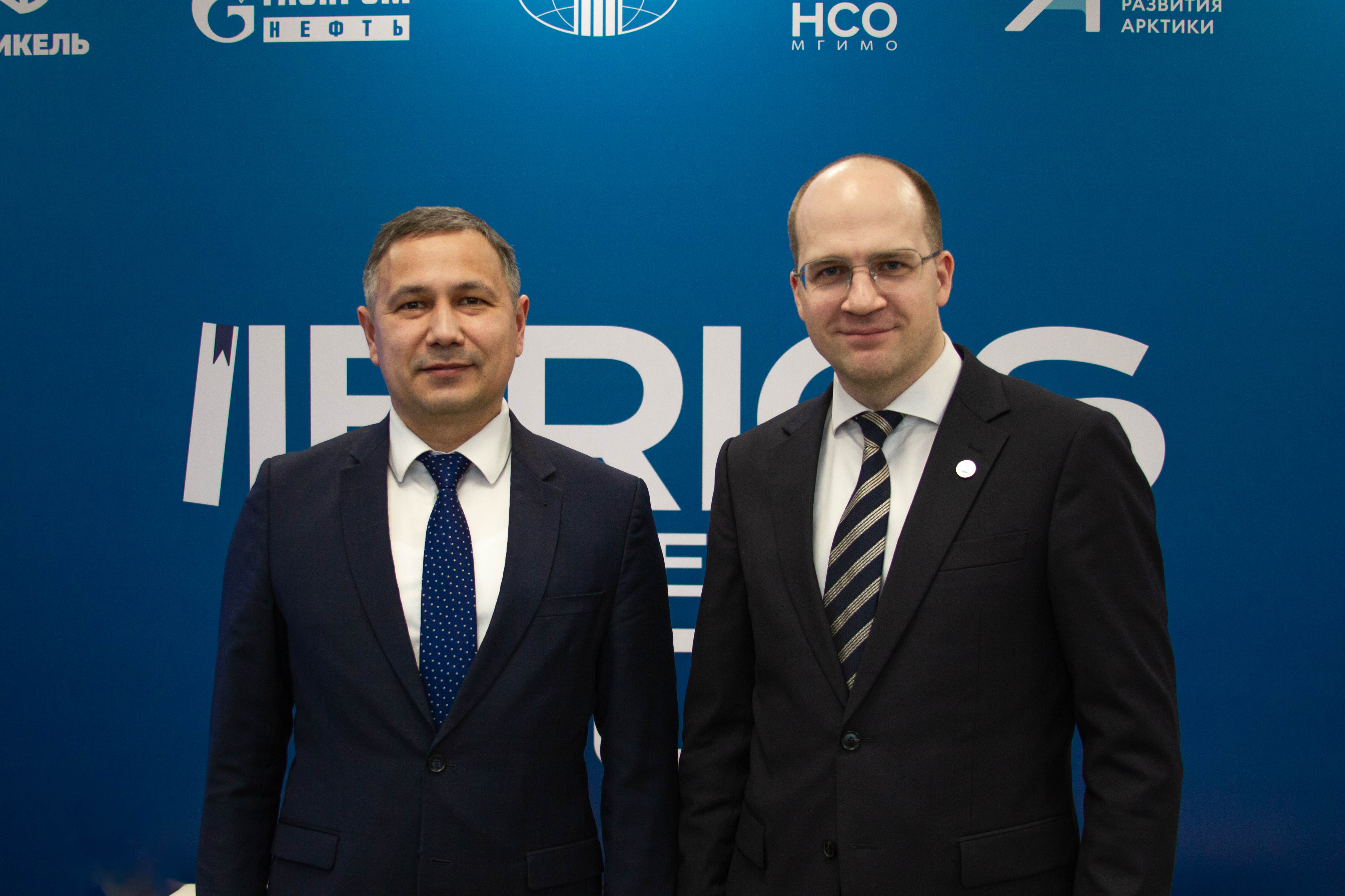 Минвостокразвития: запасы нефти в Арктике позволяют вести добычу еще 130 лет