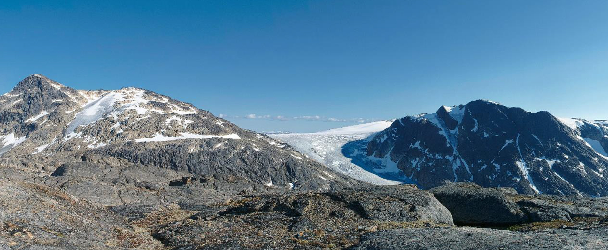 Минеральные ресурсы Гренландии. Уникальные рудные районы и крупные месторождения.