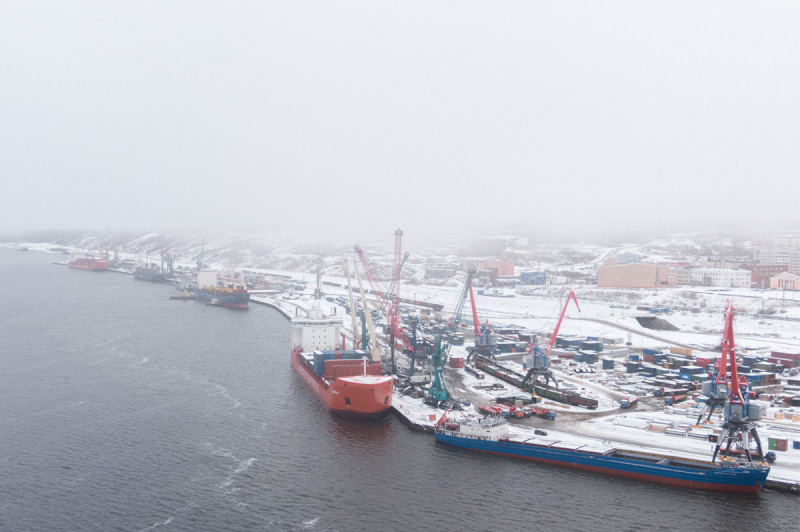 Морской порт Дудинка принял почти 1500 судозаходов Морской порт Дудинка принял почти 1500 судозаходов