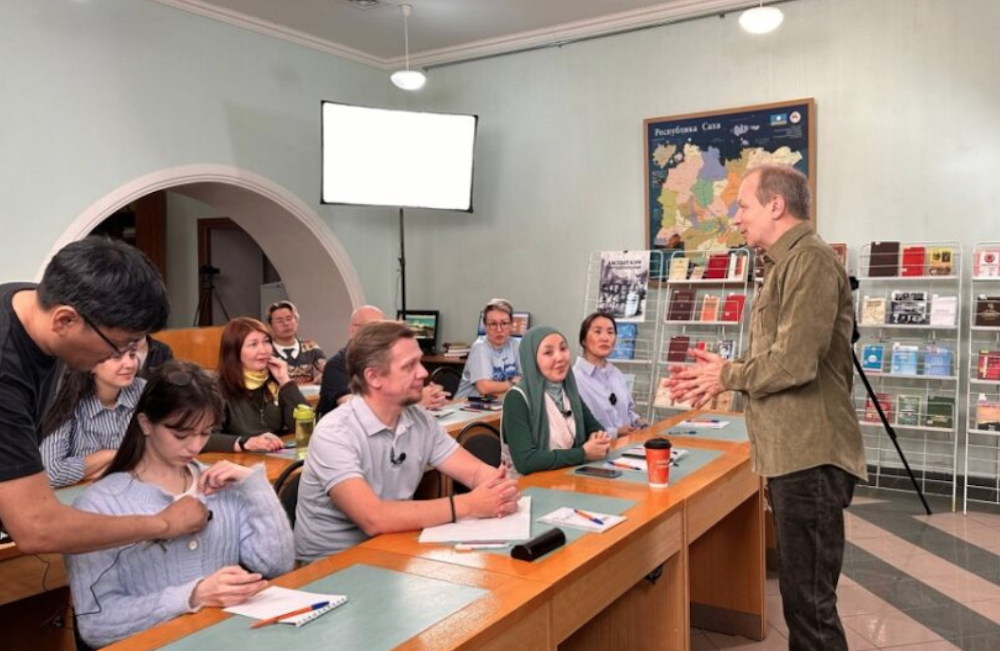 В Якутии ко Дню Республики Саха (Якутия) стартовал телевизионный проект: «Выучим якутский язык» с известным полиглотом за 16 занятий В Якутии ко Дню Республики Саха (Якутия) стартовал телевизионный проект: «Выучим якутский язык» с известным полиглотом за 16 занятий