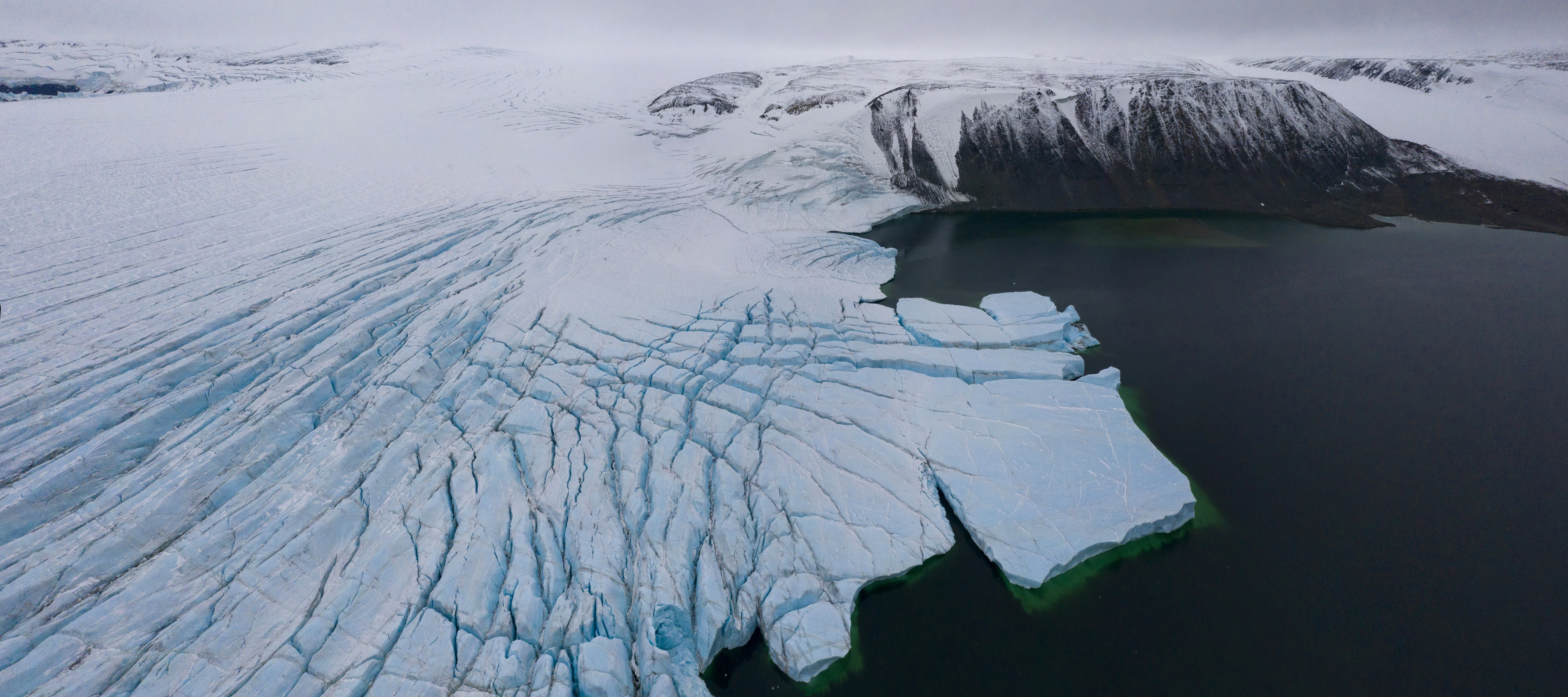 Климатологи РАН: усилилась скорость таяния морского льда в Арктике