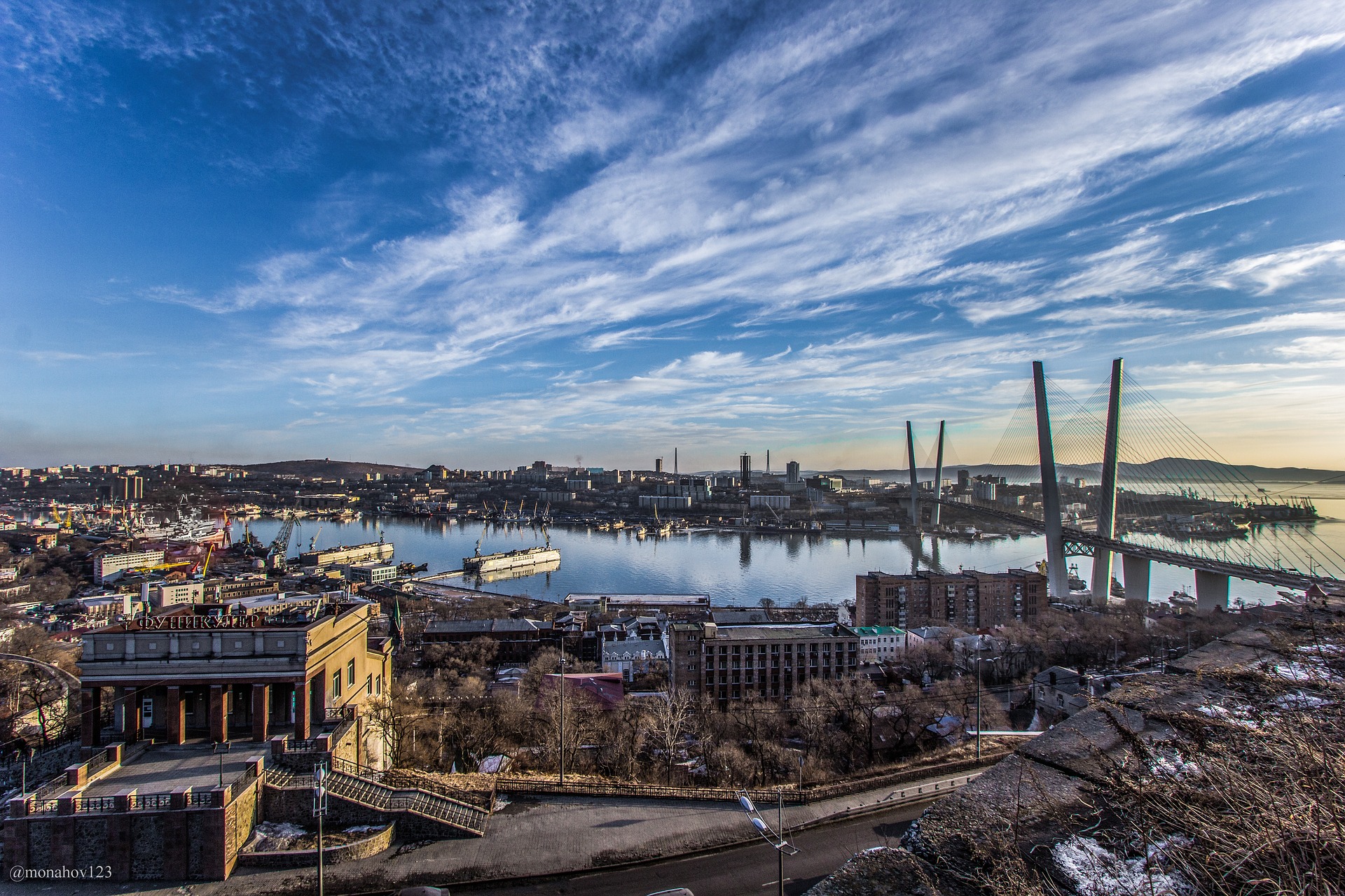 Владивосток. Владивосток панорама. Бухта золотой Рог Владивосток. Владивосток столица дальнего Востока. Владивосток панорама 2022.
