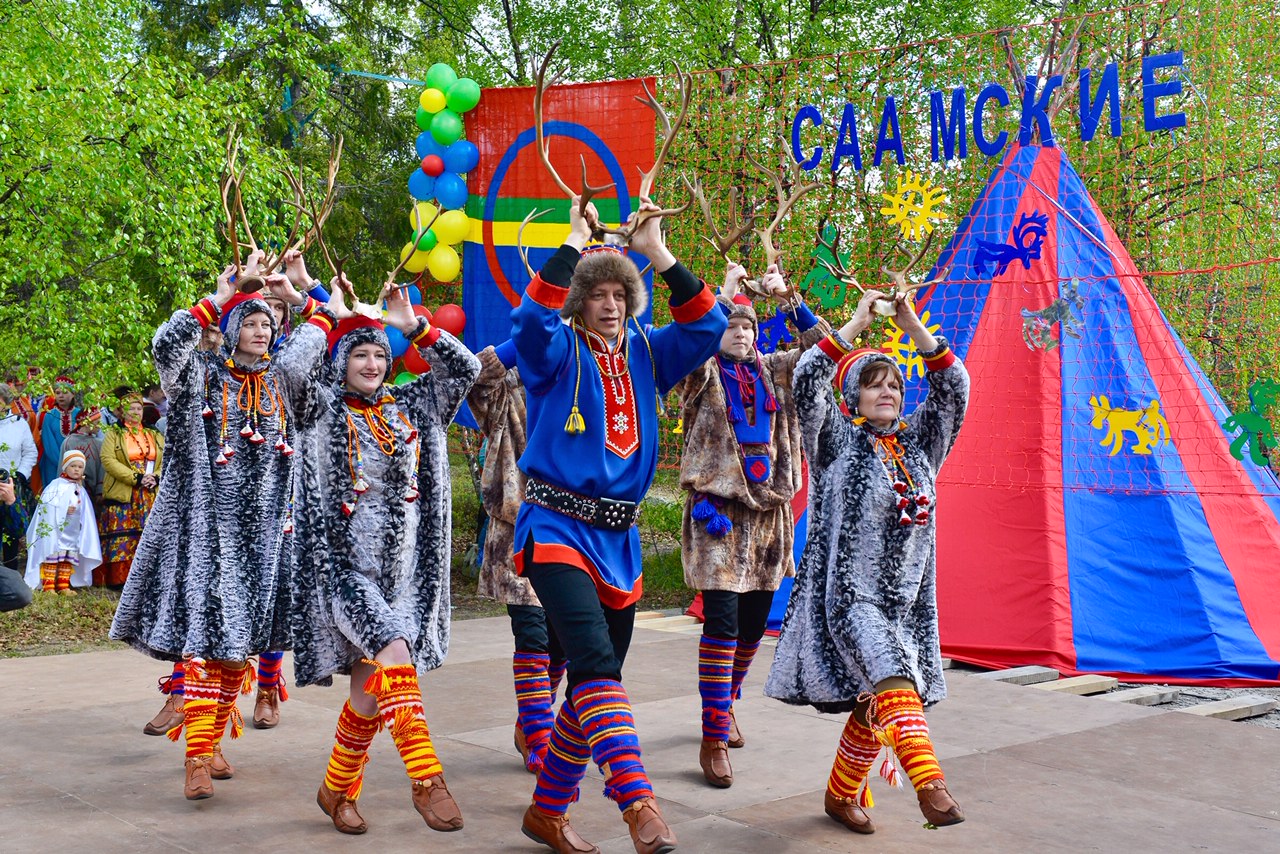 В Ловозере проходят юбилейные саамские игры
