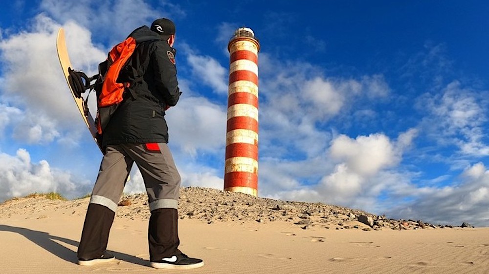 В НАО развивается туризм – событийный и особенный, такой как сэндбординг – катание по песчаным дюнам в Шойне