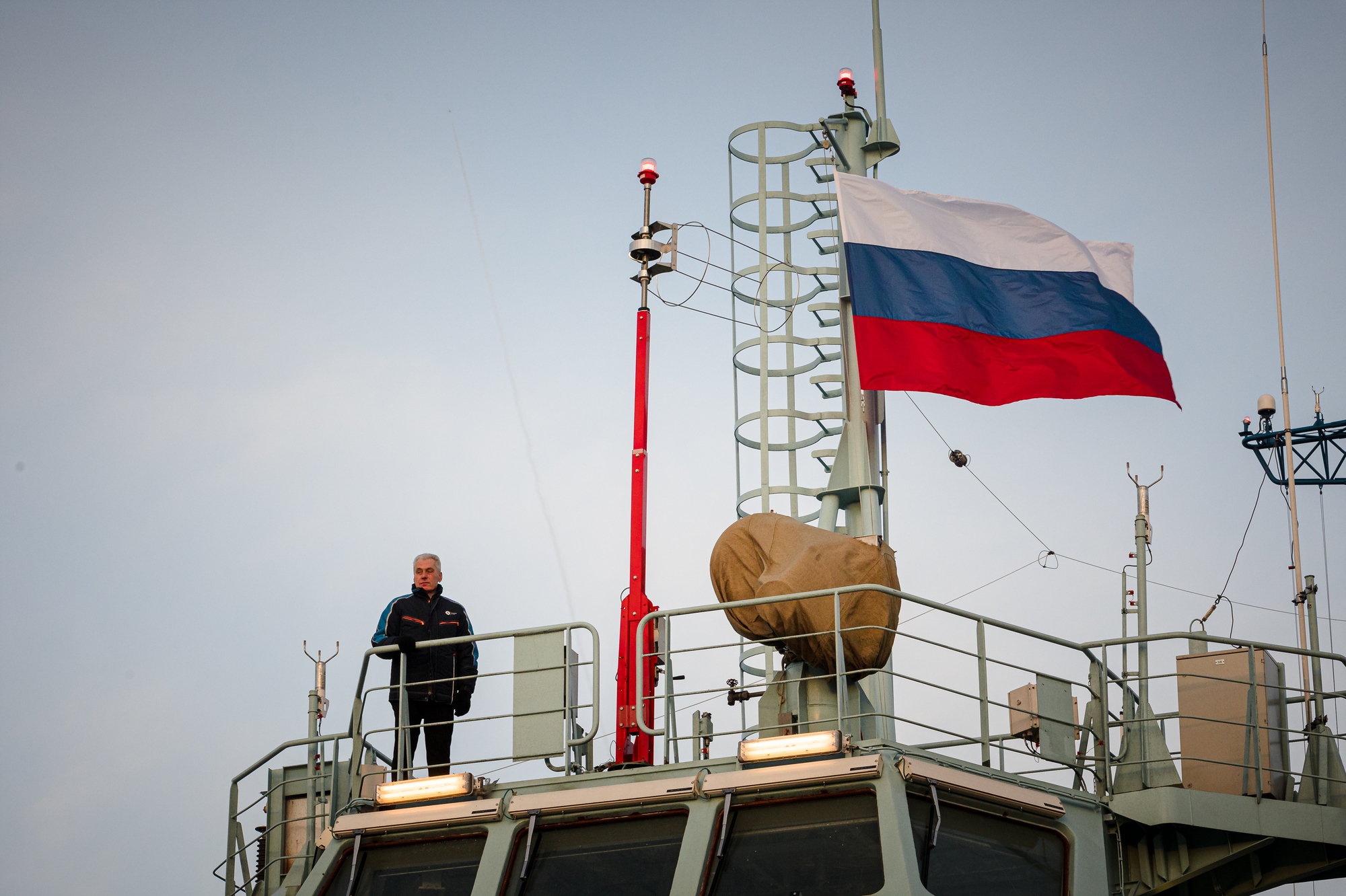 Мурманск: атомный ледокол «Сибирь» поднял государственный флаг