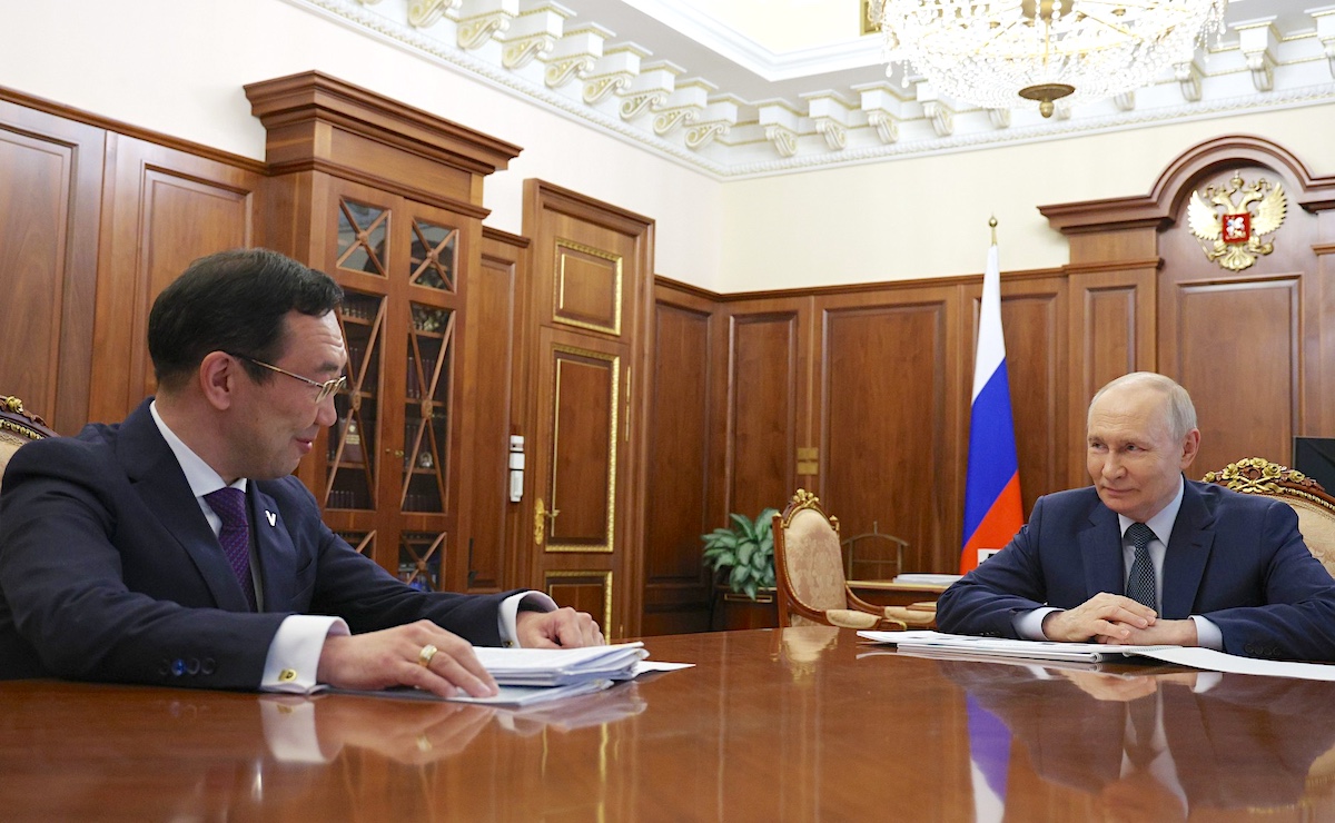 Президент РФ и глава Республики Саха (Якутии) обсудили вопросы социально-экономического развития региона