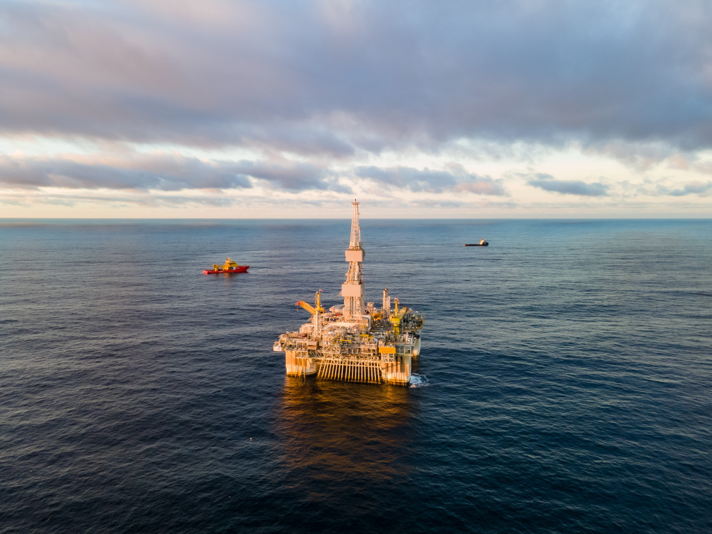 Норвегия предложила нефтяникам лицензии на разведку в Баренцевом море