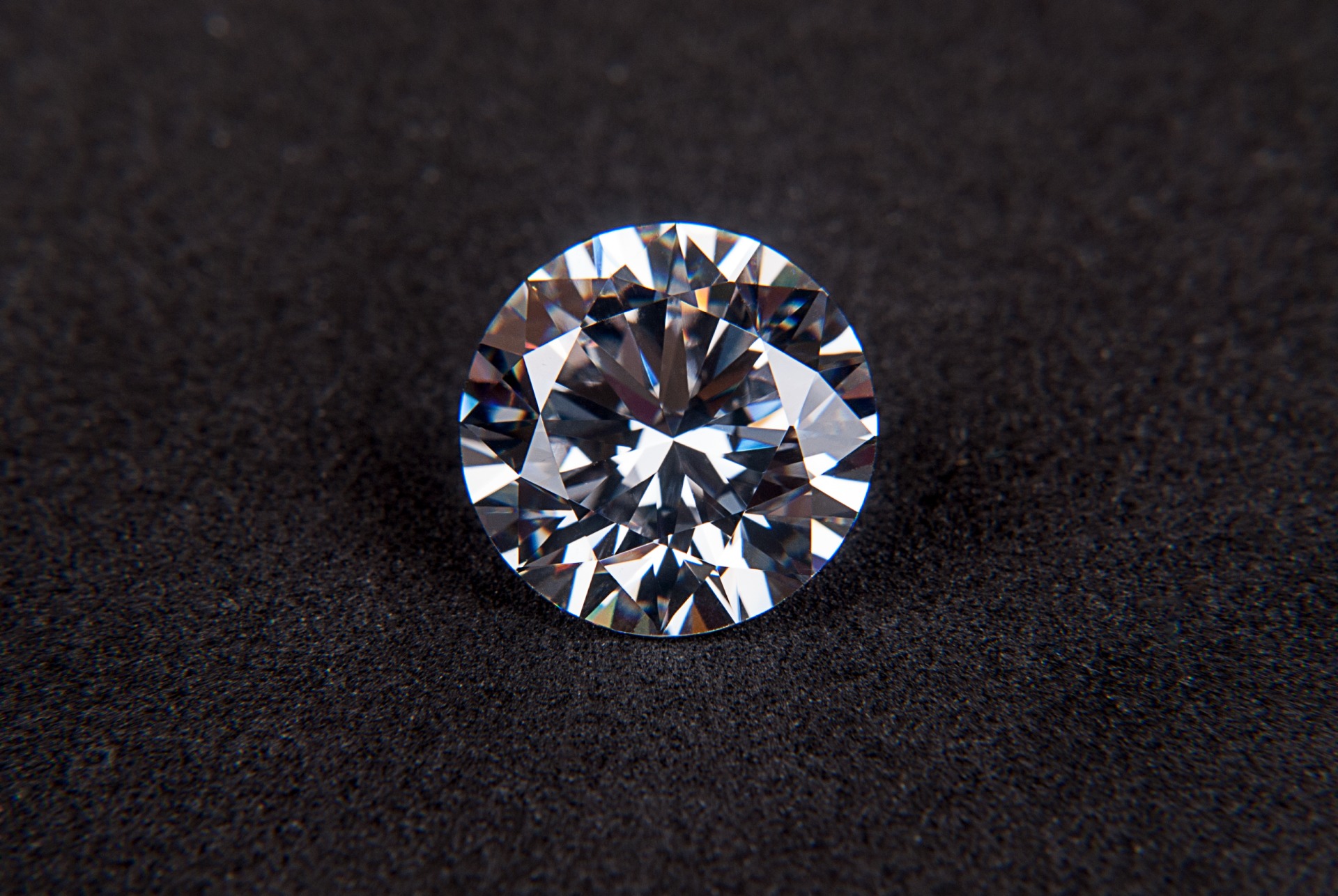 В Якутске скоро будут представлены новые месторождения алмазов