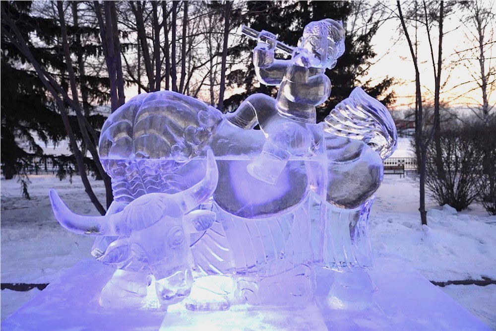 Зимние фестивали Красноярского края – Х конкурс ледяных и снежных скульптур «Волшебный лед Сибири» и XX Суриковский фестиваль искусств 