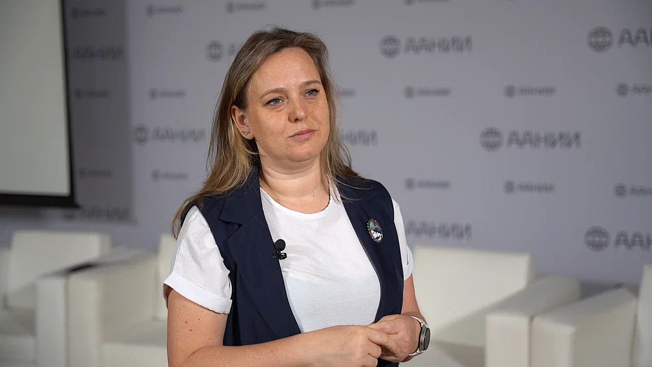 Эксперт ААНИИ Анастасия Ильина – о ледообразовании и круглогодичной навигации в Арктике