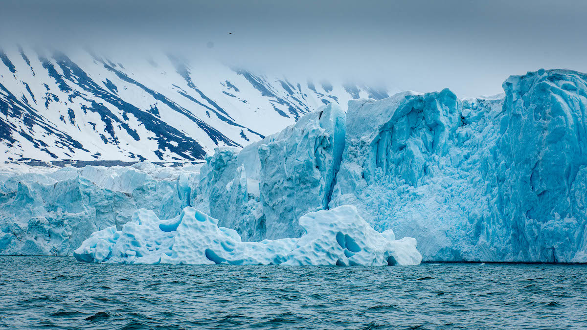 Арктика нагрелась задолго до нас: ученые выяснили, кто «качал маятник тепла» и почему это важно сегодня
