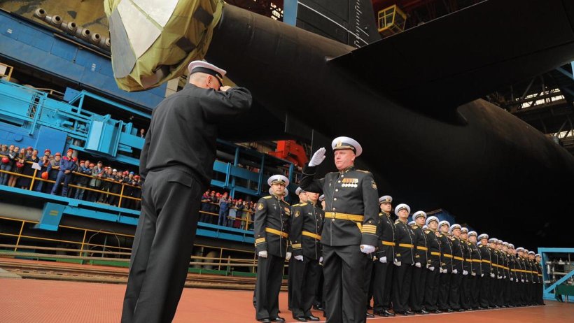 Атомный подводный крейсер «Красноярск» вывели из эллинга в Северодвинске