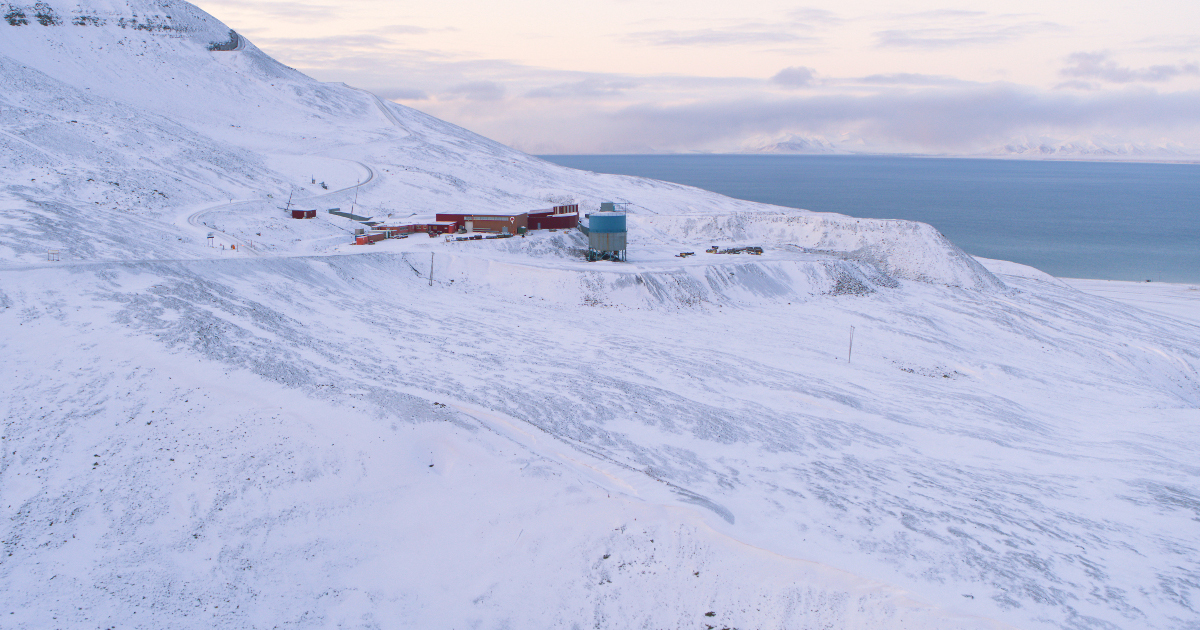 В Арктике законсервировали архив данных открытого исходного кода
