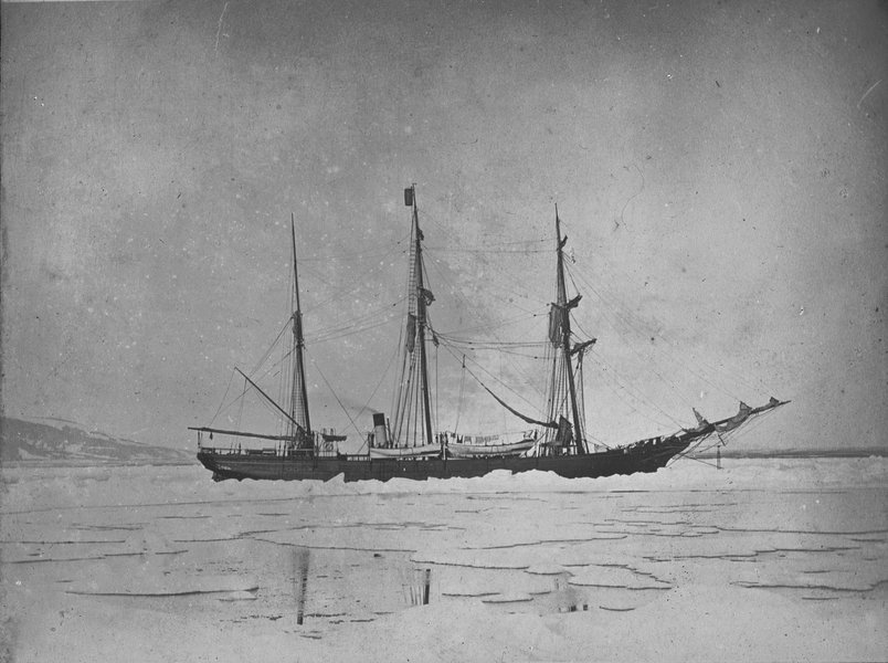 Яхта «Эйра» пополнила реестр памятников истории и культуры «Русской Арктики»