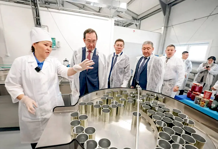 Под маркой «АрктикВкус» в Якутии запустили производство консервов из сельхозпродукции и дикоросов арктических районов Под маркой «АрктикВкус» в Якутии запустили производство консервов из сельхозпродукции и дикоросов арктических районов