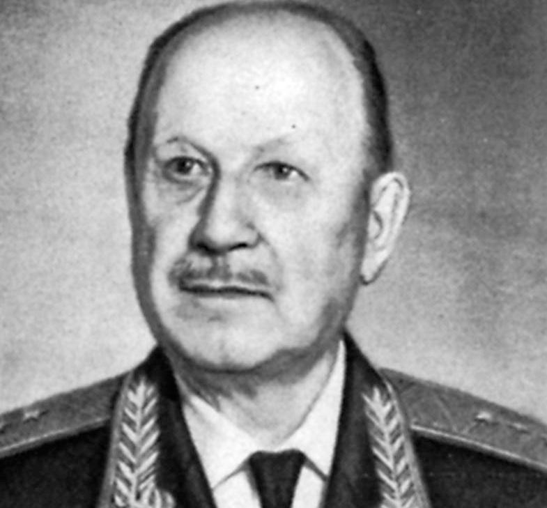 5 июня 1900 года родился генерал-полковник авиации Иван Соколов
