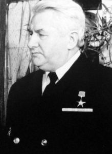 19 августа 1927 года – Родился полярник Борис Соколов