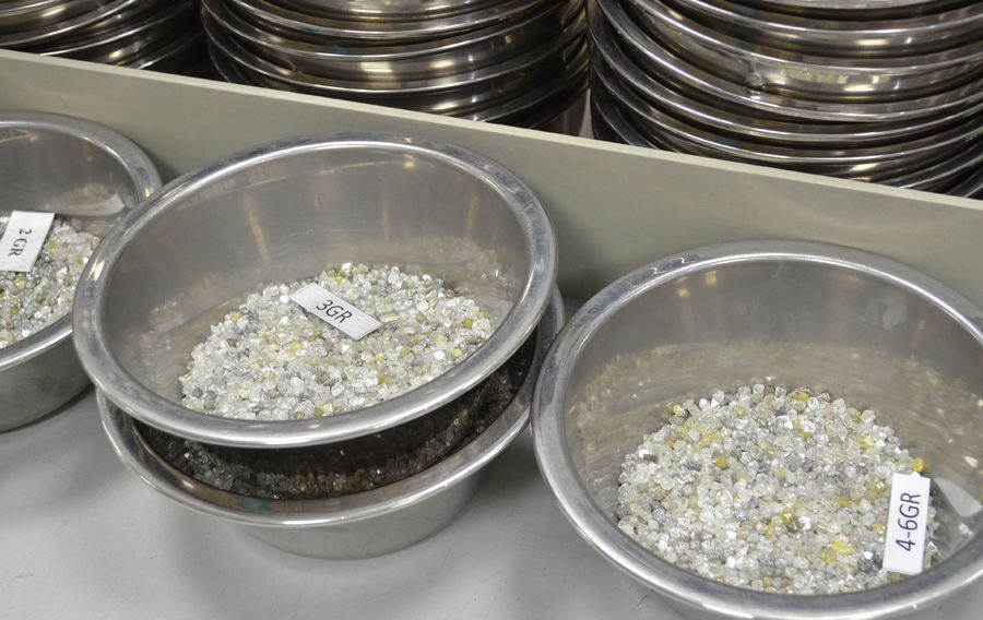 Якутский студент придумал нейросеть для сортировки алмазов