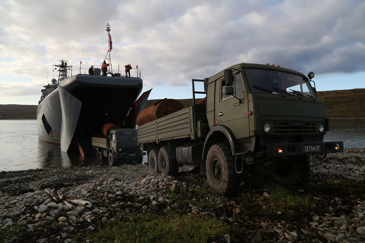 Северный флот очистит от металлолома остров Кильдин