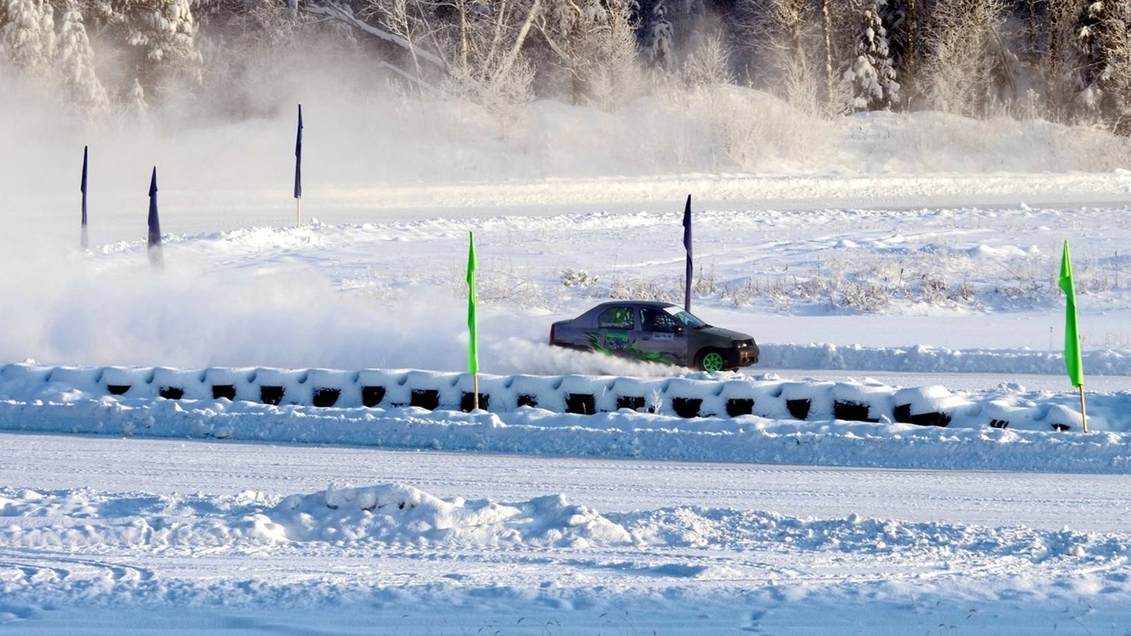 Ледовые гонки прошли в Архангельской области