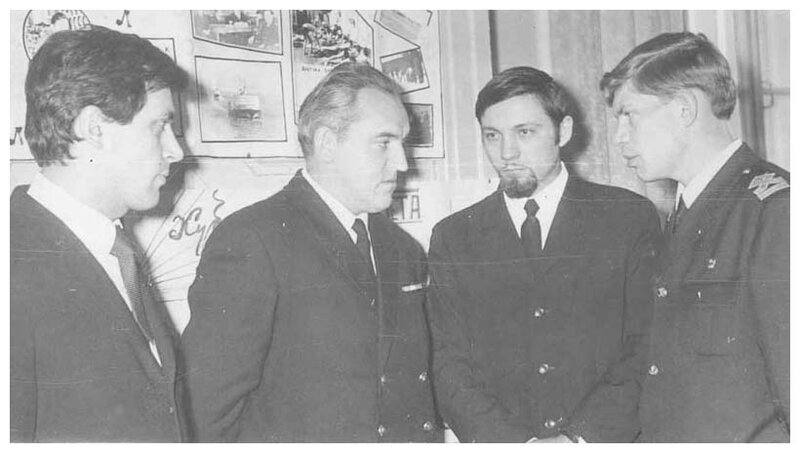 30 мая 1927 года родился начальник Мурманского пароходства Владимир Игнатюк