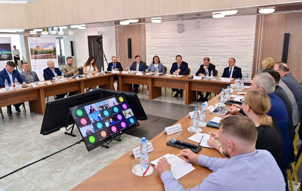 При главе Коми создан Совет по туризму, прошло его первое заседание, на котором решено разработать госпрограмму развития туризма