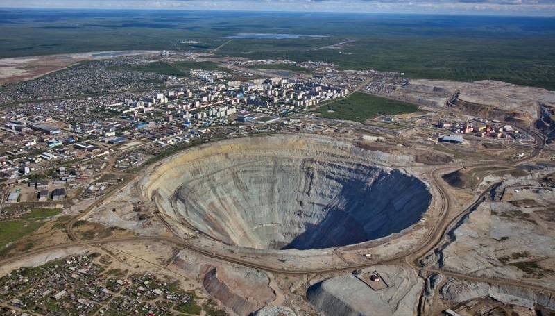 Восстановление затопленного рудника Алроса займет 7-8 лет