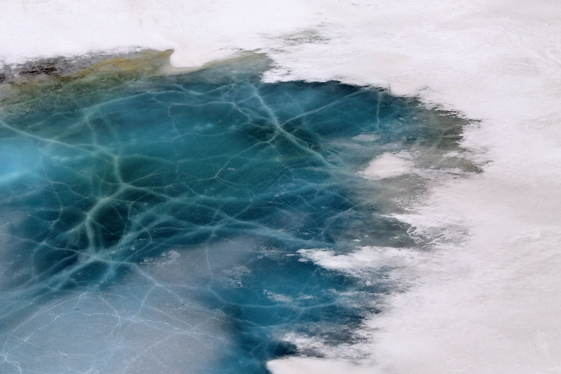 Зима вернула якутских рыбаков на озера – их ждут тонны карасей