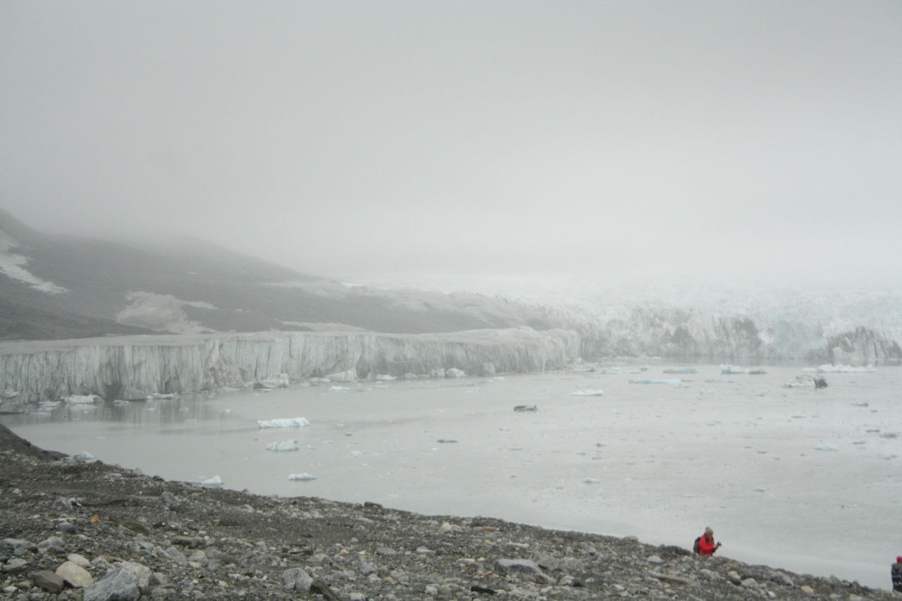 «Зимовье Баренца» 16 века на Новой Земле исследовали ученые Арктического плавучего университета