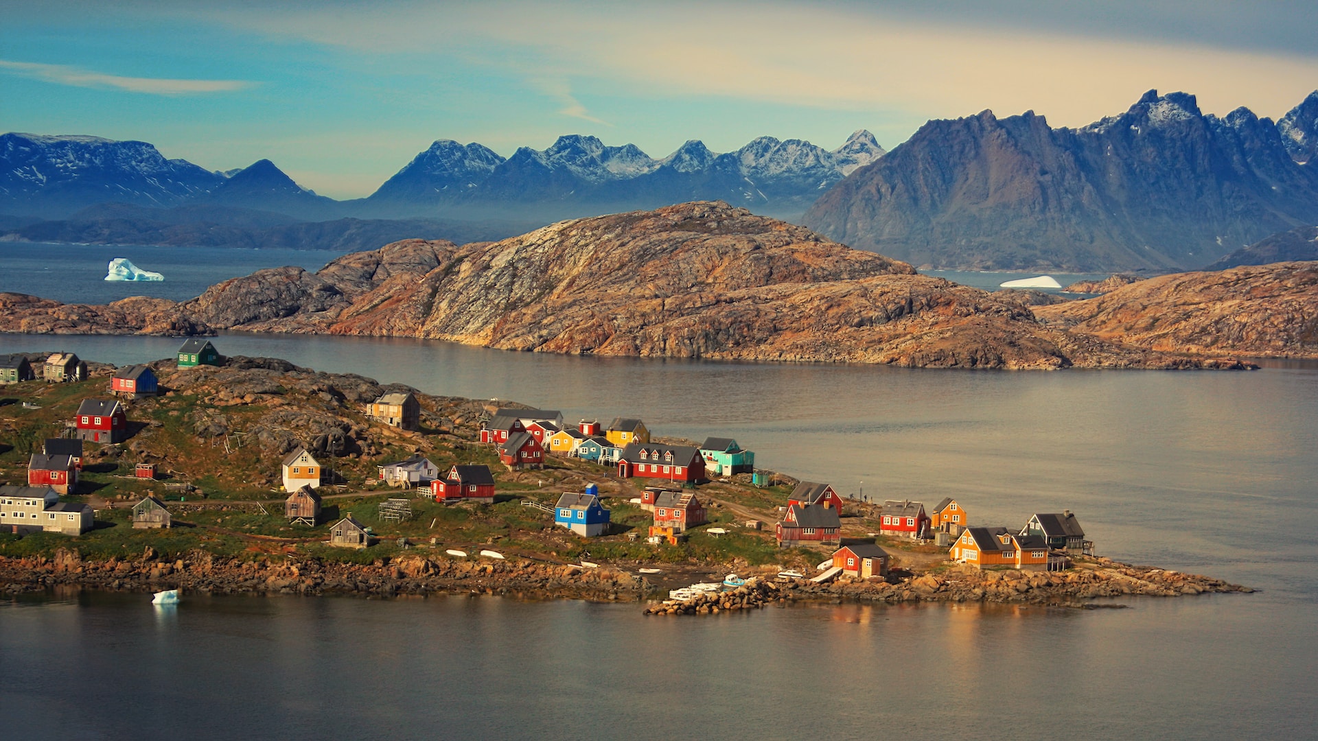 Жителям Гренландии могут угрожать новые цунами