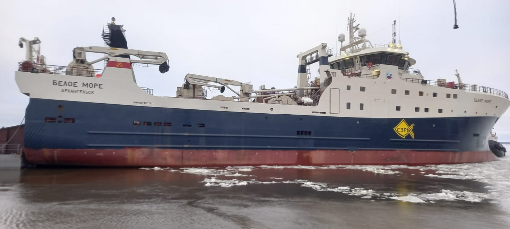 Корабелы приступили к испытаниям нового траулера «Белое море»